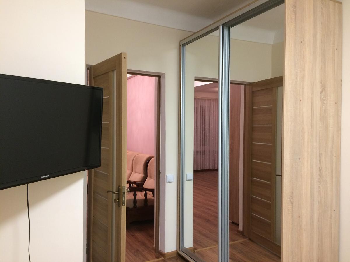 Apartments Печерск Kiev Eksteriør bilde